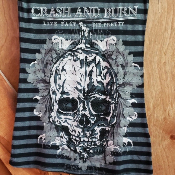 Crash And Burn tee - Picture 2 of 5